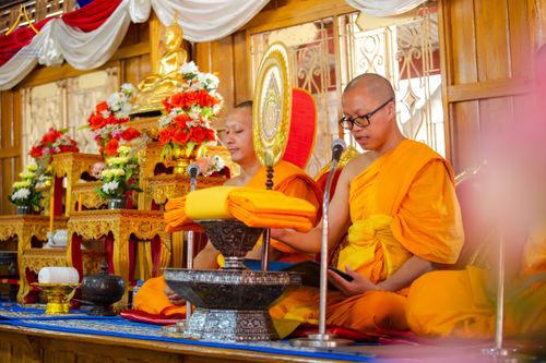 ภาพ No.173210:พิธีทอดกฐิน วัดช้างใหญ่ จ.พระนครศรีอยุธยา ในโครงการกฐินสามัคคีทั่วไทย 30,000 วัด บูชาธรรม 80 ปี หลวงพ่อธัมมชโย โดยคณะศิษยานุศิษย์วัดพระธรรมกาย วันที่ 2 พฤศจิกายน พ.ศ. 2567