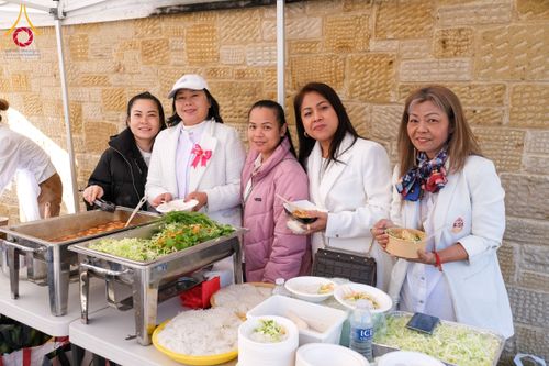 ภาพ No.173109:พิธีกฐินปุญญรังสีเศรษฐี ณ วัดพระธรรมกายนิวคาสเซิล สหราชอาณาจักร วันอาทิตย์ที่ 27 ตุลาคม พ.ศ. 2567