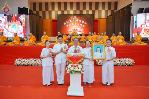 ภาพ No.173782:พิธีทอดกฐิน ศูนย์ปฏิบัติธรรม "ธรรมโยธิน" วัดแก้วธรรมชัยมาเลเซีย วันที่ 27 ตุลาคม พ.ศ. 2567