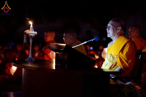 ภาพ No.275279:วันอาทิตย์ที่ 30 พฤศจิกายน พ.ศ. 2568 พิธีจุดประทีปถวายเป็นพุทธบูชา ณ ศูนย์ปฏิบัติธรรมระยอง (บ้านช่องลม)
