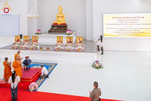 ภาพ No.152498:พิธียกฉัตรขาว 5 ชั้น กางกั้นถวายองค์พระประธาน อาคารปฏิบัติธรรมวัดสายสุวพรรณ ต.คลองสี่ อ.คลองหลวง จ.ปทุมธานี วันเสาร์ที่ 7 กันยายน พ.ศ. 2567