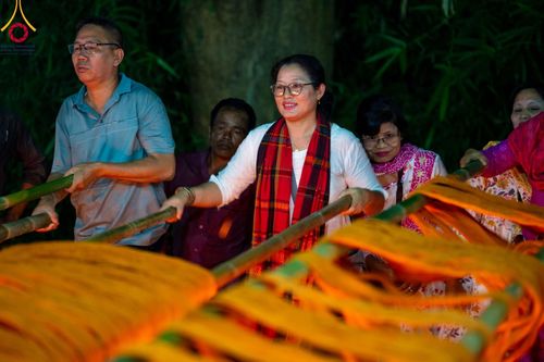 ภาพ No.98609:พิธีทอดกฐินสมทบวัดกัลยาณมิตรต่างประเทศ ณ วัดราชบัณนะวิหาร เมืองรังกามาติ ประเทศบังกลาเทศ วันศุกร์ที่ 24 พฤศจิกายน พ.ศ. 2566