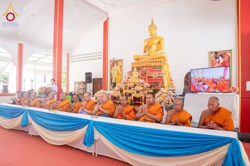 ภาพ No.144011:พิธีถวายสังฆทานแด่คณะสงฆ์ 323 วัด  ปีที่ 20 ครั้งที่  171 พิธีมอบกองทุนหนุนแรงใจช่วยครูใต้  ปีที่ 17 ครั้งที่ 136  และพิธีทำบุญอุทิศส่วนกุศลให้ผู้วายชนม์ในเหตุการณ์ไม่สงบ 4 จังหวัดชายแดนภาคใต้(ปัตตานี ยะลา นราธิวาส สงขลา) วันเสาร์ที่ 13 กรกฎาคม พ.ศ. 2567