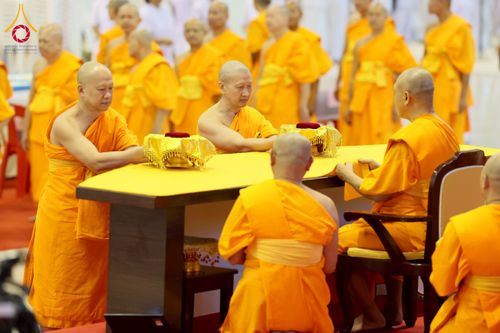 ภาพ No.259828:วันอาทิตย์ที่ 5 ตุลาคม พ.ศ. 2568 สัมมนาพิเศษ "จากกฐินวัดพระธรรมกาย สู่กฐินทั่วไทย 30,000 วัด" ณ สภาธรรมกายสากล วัดพระธรรมกาย