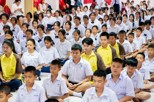 ภาพ No.184363:กิจกรรมวันรวมพลังเด็กดี V-Star ผู้นำฟื้นฟูศีลธรรมโลก ในวันที่ 11 ธันวาคม พ.ศ. 2567 ณ วิทยาลัยเทคโนโลยีบริหารธุรกิจ จังหวัดชัยภูมิ