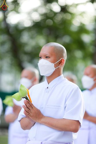 ภาพ No.141335:พิธีบรรพชาอุปสมบท โครงการอุปสมบทหมู่รุ่นผู้บริหาร รุ่นที่ 14 โครงการอุปสมบทหมู่ธรรมทายาท ระดับอุดมศึกษา รุ่นที่ 51 ภาคฤดูฝน ณ โบสถ์พระไตรปิฎก วัดพระธรรมกาย ในวันเสาร์ที่ 15 มิถุนายน พ.ศ. 2567