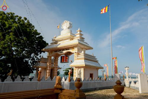 ภาพ No.142521:พิธีถวายมหาสังฆทานพระนานาชาติ 100 รูป ณ วัดนาคทีปะ ราชมหาวิหาร  เกาะนาคทีปะ คาบสมุทร จัฟฟ์น่า จังหวัดเหนือ ประเทศศรีลังกา  วันเสาร์ที่ 22 มิถุนายน พ.ศ. 2567