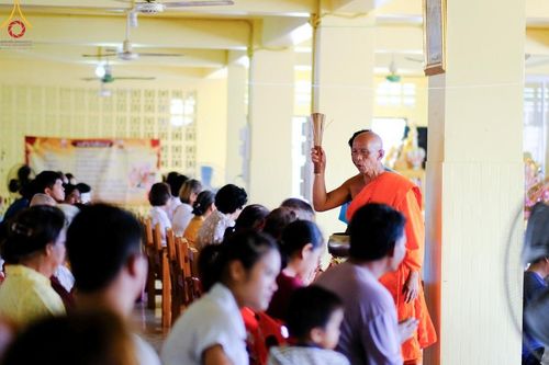 ภาพ No.163553:โครงการกฐินสามัคคีทั่วไทย 30,000 วัด บูชาธรรม 80 ปี หลวงพ่อธัมมชโย โดย คณะศิษยานุศิษย์วัดพระธรรมกาย ณ วัดสว่างสามัคคี จ.เพชรบูรณ์ วันที่ 20 ตุลาคม พ.ศ. 2567