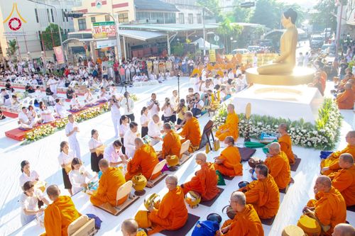 ภาพ No.147867:มหาสังฆทานครั้งยิ่งใหญ่ ตักบาตรพระ 10,000 รูป คณะสงฆ์ 4 ประเทศ 14 จังหวัดภาคใต้ วันอาทิตย์ที่ 11 สิงหาคม พ.ศ. 2567 ณ นิพัทธ์อุทิศ 3 ใจกลางนครหาดใหญ่ จ.สงขลา