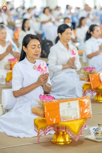 ภาพ No.177373:พิธีถวายภัตตาหารเมนูสวรรค์ และพิธีบุพเปตพลี ครั้งที่ 158 ร่วมอุทิศบุญแด่หมู่ญาติที่ล่วงลับไปแล้ว และสืบทอดอายุพระพุทธศาสนา ณ วัดพระธรรมกาย วันที่ 30 พฤศจิกายน พ.ศ.2567 (วันพระ แรม 15 ค่ำ เดือน 12)