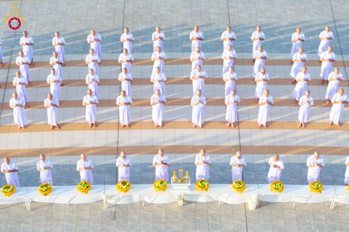 ภาพ No.144088:พิธีบรรพชาอุปสมบทหมู่ พระธรรมทายาทนานาชาติ(ภาษาจีน) รุ่น 19 ณ วัดพระธรรมกาย จ.ปทุมธานี วันเสาร์ที่ 13 กรกฎาคม พ.ศ. 2567