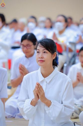 ภาพ No.228321:วันอาทิตย์ที่ 8 มิถุนายน พ.ศ. 2568 พิธีถวายทุนสนับสนุนพระไตรปิฎกฉบับธรรมชัย และอนุรักษ์คัมภีร์โบราณ ณ ห้องแก้วสารพัดนึก 2 วัดพระธรรมกาย