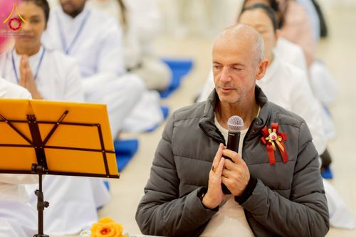 ภาพ No.233285:วันอาทิตย์ที่ 6 กรกฎาคม พ.ศ. 2568 พิธีถวายมหาสังฆทานแด่คณะสงฆ์ทั่วโลกและพิธีตักบาตรเนื่องในวันเข้าพรรษา  ณ วัดพุทธเคปทาวน์ ประเทศแอฟริกาใต้