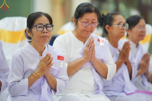 ภาพ No.153728:โครธการอุบาสกแก้ว อุบาสิกาแก้ว รุ่นที่ 1 ตัวแทนทอดกฐินสามัคคีทั่วไทย 30,000 วัด บูชาธรรม 80 ปี หลวงพ่อธัมมชโย ระหว่างวันที่ 6-8 กันยายน พ.ศ. 2567 ณ ศูนย์การศึกษาเขาแก้วเสด็จ จ.ปราจีนบุรี