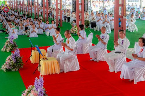 ภาพ No.266000:วันพุธที่ 5 พฤศจิกายน พ.ศ. 2568 (วันพระ ขึ้น 15 ค่ำ เดือน 12) พิธีทอดกฐิน ณ พุทธอุทยานนานาชาติ  อ.โพนพิสิย จ.หนองคาย