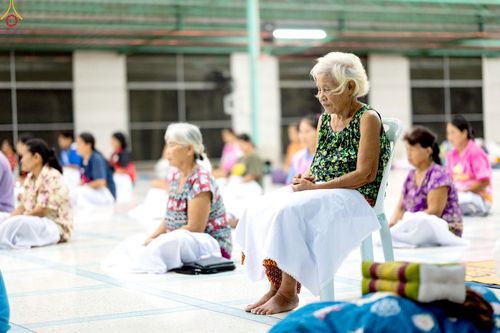 ภาพ No.235399:วันที่ 30-31 กรกฎาคม พ.ศ. 2568 วัดพระธรรมกาย มูลนิธิธรรมกาย ร่วมกับศูนย์ส่งเสริมศีลธรรมจังหวัดสุรินทร์ เปิดศูนย์พักพิงชั่วคราวเพื่อช่วยเหลือประชาชน ผู้อพยพจากเหตุปะทะกันตามแนวชายแดน ไทย-กัมพูชา ตั้งแต่วันที่ 24 กรกฎาคม พ.ศ.2568 เป็นต้นไป
