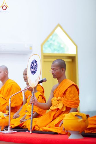 ภาพ No.101076:พิธีบรรพชาธรรมทายาท ในโครงการอุปสมบทบูชาธรรม มหาปูชนียาจารย์ พ.ศ. 2566 ณ วัดหนองไผ่ล้อม จ.ปราจีนบุรี วันที่ 2 ธันวาคม พ.ศ. 2566