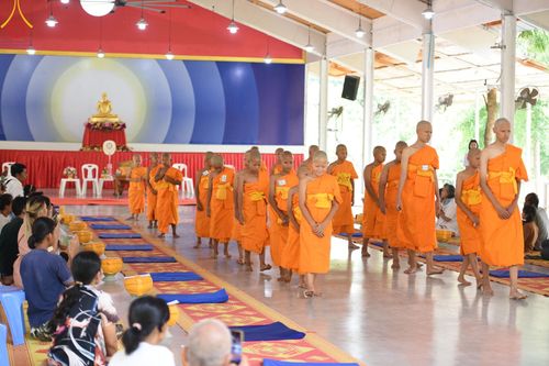 ภาพ No.135222:พิธีตัดปอยผม, พิธีขอขมารับผ้าไตร, พิธีบรรพชา, พิธีถวายบาตร ในโครงการบรรพชาสามเณร ฟื้นฟูพระพุทธศาสนาทั่วไทย  ณ ศูนย์ปฏิบัติธรรมบุญประสาน ต.พญาเย็น อ.ปากช่อง จ.นครราชสีมา วันที่ 5 เมษายน พ.ศ. 2567