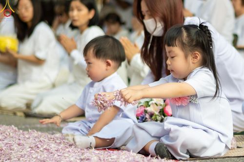 ภาพ No.113107:พิธีต้อนรับพระธรรมยาตรา ปีที่ 12 วันที่ 15 มกราคม พ.ศ. 2567 ณ วัดโบสถ์บน จ.นนทบุรี