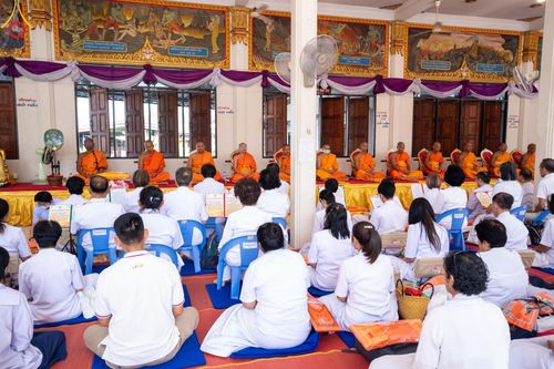 ภาพ No.196715:พิธีทอดผ้าป่าทำนุบำรุงศาสนสถาน ณ วัดสิงห์ ต.บางคูเวียง อ.บางกรวย จ.นนทบุรี ในโครงการธรรมยาตรา กตัญญูบูชา มหาปูชนียาจารย์ พระมงคลเทพมุนี(สด จนฺทสโร) พระผู้ปราบมาร อนุสรณ์สถาน 7 แห่ง ปีที่ 13 วันที่ 17 มกราคม พ.ศ. 2568