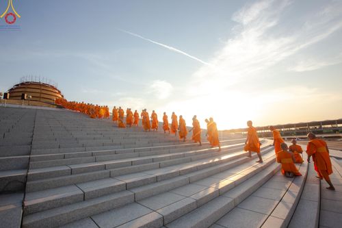 ภาพ No.194497:พิธีปฐมเริ่มสุวรรณรังสรรค์มหาธรรมกายเจดีย์ วันจันทร์ที่ 13 มกราคม พ.ศ. 2568 ณ มหาธรรมกายเจดีย์ วัดพระธรรมกาย จ.ปทุมธานี