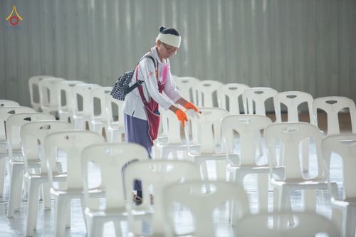 ภาพ No.88693:คณะสงฆ์ เจ้าหน้าที่ และสาธุชน ทุ่มเทแรงกายแรงใจเตรียมงาน เพื่องานวันครูผู้ค้นพบวิชชาธรรมกาย ตั้งแต่วันที่ 20 กันยายน พ.ศ. 2566