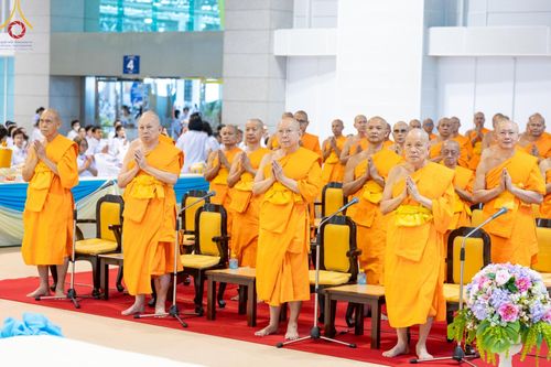 ภาพ No.154273:พิธีบูชาครูผู้ค้นพบวิชชาธรรมกาย ณ สภาธรรมกายสากล วัดพระธรรมกาย วันอังคารที่ 17 กันยายน พ.ศ. 2567