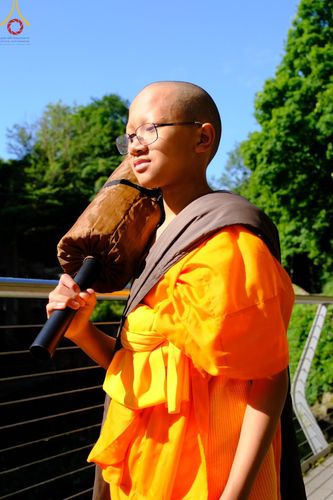 ภาพ No.148798:คณะสงฆ์และสามเณร วัดพระธรรมกายแมนเชสเตอร์  สหราชอาณาจักร จัดเดินธรรมยาตราที่ Peak District National Park , New Mills central , Upper Derwent Visitor Centre, Hope Valley วันอังคารที่ 6 สิงหาคม พ.ศ. 2567