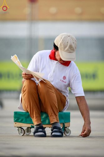 ภาพ No.138029:V.42 ก่อน กลาง เก็บ บุญวันวิสาขบูชา การเตรียมงาน การปฏิบัติงาน และการเก็บงาน ของเจ้าหน้าที่หน่วยงานต่างๆ วันวิสาขบูชา พุธที่ 22 พฤษภาคม พ.ศ. 2567