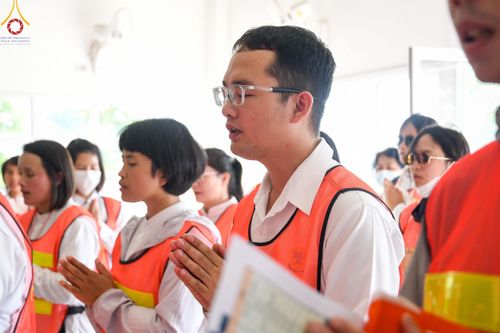 ภาพ No.110850:V.9 กล้าเก่ง การเตรียมงาน เก็บงาน การรับบุญของเจ้าหน้าที่หน่วยงานต่างๆ เพื่อโครงการธรรมยาตรา กตัญญูบูชามหาปูชนียาจารย์ พระมงคลเทพมุนี (สด จนฺทสโร) พระผู้ปราบมาร อนุสรณ์สถาน 7 แห่ง ปีที่ 12 ระหว่างวันที่ 2 - 31 มกราคม พ.ศ.2567