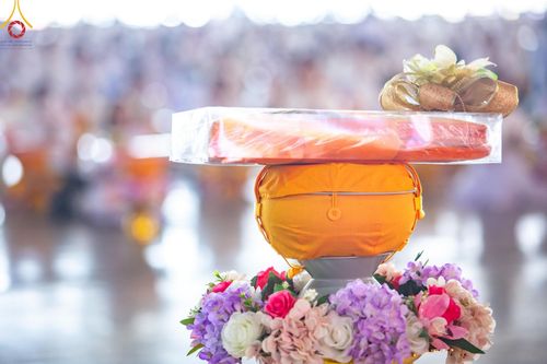 ภาพ No.131591:พิธีร่วมบุญบรรพชาสามเณร 5,000 รูป ณ บ้านแก้วเรือนทองคุณยาย สภาธรรมกายสากล วัดพระธรรมกาย วันเสาร์ที่ 23 มีนาคม พ.ศ. 2567