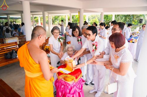 ภาพ No.97666:พิธีทอดกฐินสามัคคี เพื่อถมดินทำถนนและใช้ป้องกันน้ำท่วม ณ ศูนย์ปฏิบัติธรรมจังหวัดนครนายก อ.องครักษ์ จ.นครนายก วันที่ 19 พฤศจิกายน พ.ศ. 2566