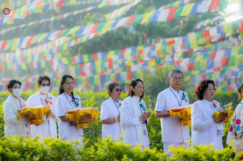 ภาพ No.77907:พิธีบรรพชาสามเณรหมู่ ณ ประเทศเนปาล วันที่ 16 มีนาคม พ.ศ. 2566