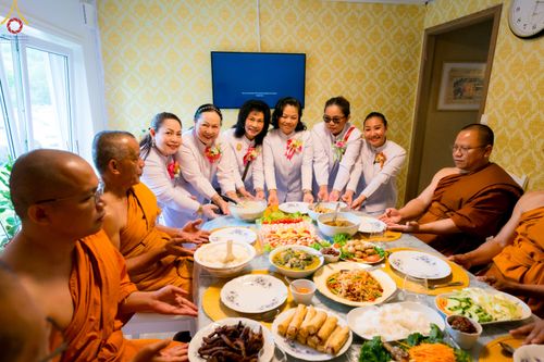 ภาพ No.85571:พิธีทอดผ้าป่าฉลองวัดพระธรรมกายเอกเกอร์ซุน  ในโอกาสสถาปนาครบรอบ 7 ปี  วันอาทิตย์ที่ 30 กรกฎาคม พ.ศ.2566 ณ วัดพระธรรมกายเอกเกอร์ซุน ประเทศนอร์เวย์