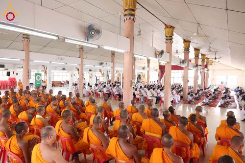 ภาพ No.300378:วันที่ 22 มกราคม พ.ศ. 2569 พิธีทอดผ้าป่าทำนุบำรุงศาสนสถาน ณ วัดรางกำหยาด ต.บางภาษี อ.บางเลน จ.นครปฐม ในโครงการธรรมยาตรา กตัญญูบูชา มหาปูชนียาจารย์ พระมงคลเทพมุนี(สด จนฺทสโร) พระผู้ปราบมาร อนุสรณ์สถาน 7 แห่ง ปีที่ 14