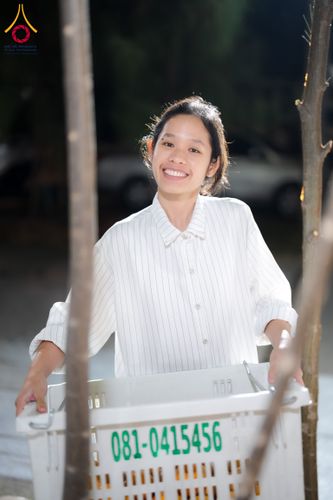 ภาพ No.288208:วันที่ 5 มกราคม พ.ศ. 2569 พิธีถวายภัตตาหารเป็นสังฆทาน แด่พระธรรมยาตรา ในโครงการธรรมยาตรา กตัญญูบูชา มหาปูชนียาจารย์ พระมงคลเทพมุนี(สด จนฺทสโร) พระผู้ปราบมาร อนุสรณ์สถาน 7 แห่ง ปีที่ 14 ณ อนุสรณ์สถานมหาวิหารพระมงคลเทพมุนี (โลตัสแลนด์) อ.สองพี่น้อง จ.สุพรร