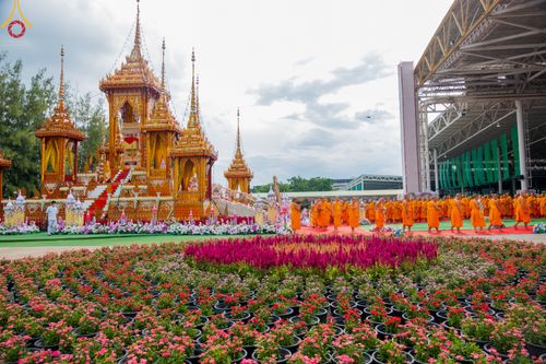 ภาพ No.48990:ประมวลภาพพิธีพระราชทานเพลิงศพ พระสุธรรมญาณวิเทศ (สุธรรม สุธมฺโม)