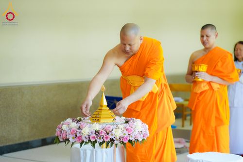 ภาพ No.328741:วันอาทิตย์ที่ 10 พฤษภาคม พ.ศ. 2569 พิธีสักการะพระบรมสารีริกธาตุ ณ วัดพระธรรมกายเบลเยียม