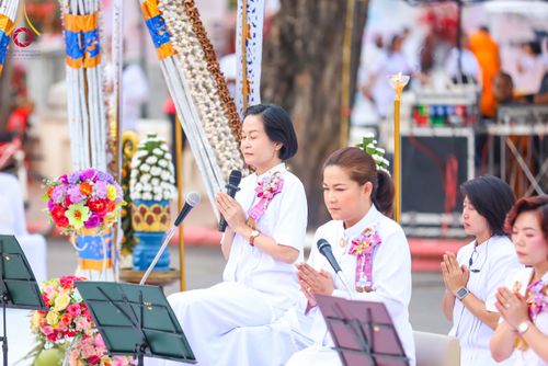 ภาพ No.310842:วันอาทิตย์ที่ 22 กุมภาพันธ์ พ.ศ. 2569 พิธีตักบาตรเเด่คณะพระภิกษุสงฆ์ 1,111 รูป จังหวัดน่าน หนึ่งในโครงการตักบาตรพระ 2,000,000 รูป 77 จังหวัดทั่วไทย ในวาระอันเป็นมงคลยิ่ง ครบรอบ 744 ปี นครน่าน สืบสานศรัทธา ทำบุญใหญ่ของเมืองน่าน ณ ข่วงเมือง วัดภูมินทร์ อำเ