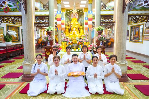 ภาพ No.344580:วันที่ 8-11 สิงหาคม พ.ศ.2569 “ประเพณีเข้าพรรษา เชื่อมพระพุทธศาสนาสองแผ่นดิน” ถวายเทียนพรรษา 9 วัด ณ นครโฮจิมินห์ สาธารณรัฐสังคมนิยมเวียดนาม