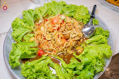 ภาพ No.303954:วันที่ 28 มกราคม พ.ศ. 2569 พิธีถวายภัตตาหารเป็นสังฆทาน แด่พระธรรมยาตรา ณ วัดพระธรรมกาย  จังหวัดปทุมธานี ในโครงการธรรมยาตรา กตัญญูบูชา มหาปูชนียาจารย์ พระมงคลเทพมุนี(สด จนฺทสโร) พระผู้ปราบมาร อนุสรณ์สถาน 7 แห่ง ปีที่ 14