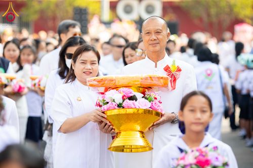 ภาพ No.304832:วันที่ 28 มกราคม พ.ศ. 2569 พิธีทอดผ้าป่าทำนุบำรุงศาสนสถาน ณ วัดบ่อทอง ต.คูขวาง อ.ลาดหลุมแก้ว จ.ปทุมธานี ในโครงการธรรมยาตรา กตัญญูบูชา มหาปูชนียาจารย์ พระมงคลเทพมุนี(สด จนฺทสโร) พระผู้ปราบมาร อนุสรณ์สถาน 7 แห่ง ปีที่ 14