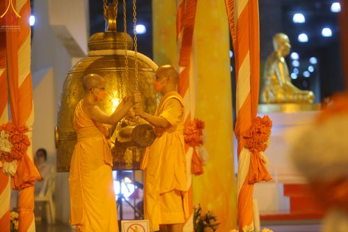 ภาพ No.52673:ประมวลภาพวันคล้ายวันเกิดครบรอบ 138 ปี พระมงคลเทพมุนี (สด จนฺทสโร) พระผู้ปราบมาร ชุดที่ 2