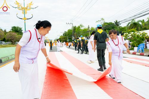 ภาพ No.341197:วันที่ 27 กรกฎาคม พ.ศ. 2569 พิธีตักบาตรพระ 1,000 รูป เมืองพัทลุง  ณ ถนนราเมศวร์ อ.เมือง จ.พัทลุง