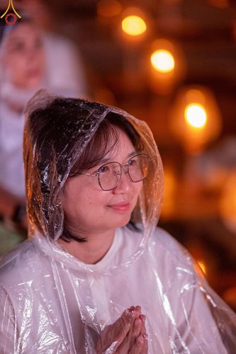 ภาพ No.118357:พิธีจุดประทีปถวายเป็นพุทธบูชา และบูชาธรรมมหาปูชนียาจารย์ พระมงคลเทพมุนี(สด จนฺทสโร) วันที่ 24 มกราคม พ.ศ. 2567 ณ อนุสรณ์สถานบางปลา อ.บางเลน จ.นครปฐม