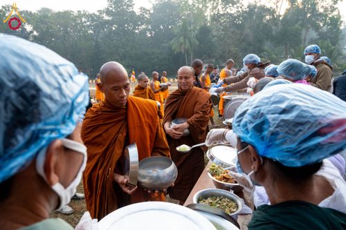 ภาพ No.131146:Photo Story ปฐมบรรพชาชาวพุทธมาร์มา Episode 4/5 วันที่ 13 กุมภาพันธ์พ.ศ. 2567 ณ วัดธัมจักร อรัญกุฏิ บังกลาเทศ