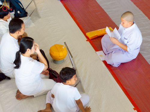 ภาพ No.215124:วันเสาร์ที่ 5 เมษายน พ.ศ. 2568 พิธีเวียนประทักษิณรอบพระมหาธรรมกายเจดีย์  พิธีวันทาเจดีย์ พิธีขอขมาและมอบผ้าไตร ในโครงการบรรพชาสามเณรฟื้นฟูพระพุทธศาสนาทั่วไทย , โครงการหน่อแก้วเปรียญธรรม รุ่นที่ 13 ,  โครงการสามเณรยุวธรรมทายาท รุ่นที่ 33 , โครงการสามเณรมั