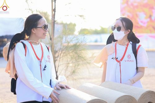 ภาพ No.117918:V.17 สำเร็จๆ การเตรียมงาน เก็บงาน การรับบุญของเจ้าหน้าที่หน่วยงานต่างๆ เพื่อโครงการธรรมยาตรา กตัญญูบูชามหาปูชนียาจารย์ พระมงคลเทพมุนี (สด จนฺทสโร) พระผู้ปราบมาร อนุสรณ์สถาน 7 แห่ง ปีที่ 12 ระหว่างวันที่ 2 - 31 มกราคม พ.ศ.2567