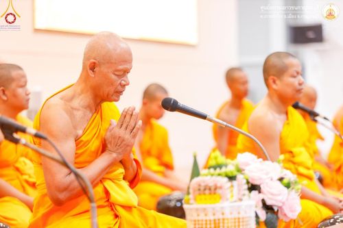 ภาพ No.152251:โครงการอบรมอุบาสก อุบาสิกาแก้ว ตัวแทนทอดกฐิน 30,000 วัด ทั่วไทย ระหว่างวันที่ 6-8 กันยายน พ.ศ. 2567 ณ ศูนย์อบรมเยาวชนกาญจนบุรี