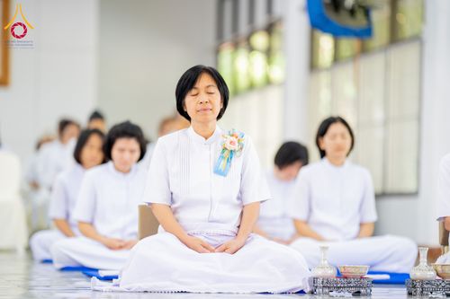 ภาพ No.278441:วันพุธที่ 10 ธันวาคม พ.ศ.2568  พิธีทอดผ้าป่าเพื่อสนับสนุนโครงการตักบาตรพระ 10,000 รูป เมืองกาญจนบุรี ณ อาคารปลูกศรัทธา วัดพระธรรมกาย